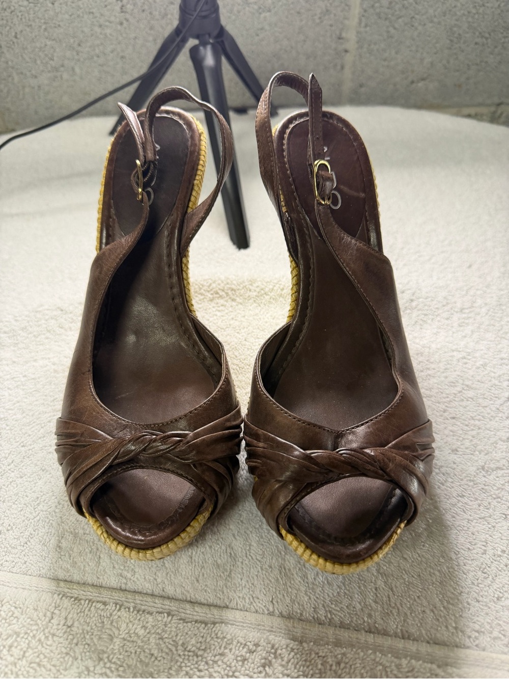 Aldo Women’s Brown Leather Slingback Peep-Toe rattan Wedges size 7.5 US